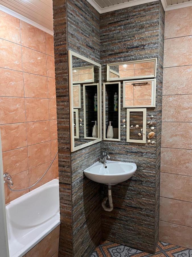 Happy Apartment On Kopernik 30 Лвив Екстериор снимка